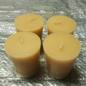 💡Threshold votive candles 4 pack in Tahitian Vanilla scent